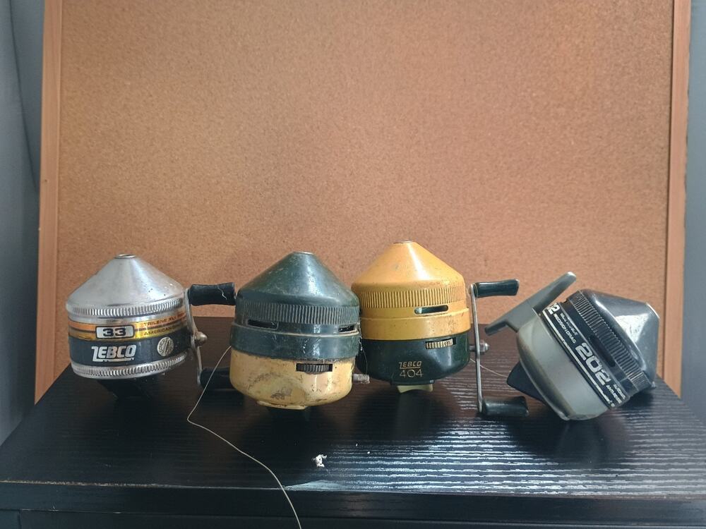 Zebco Vintage Fishing Reel Lot Of 4 - Zebco 33, 404 X2, 202, For Parts Or Repair